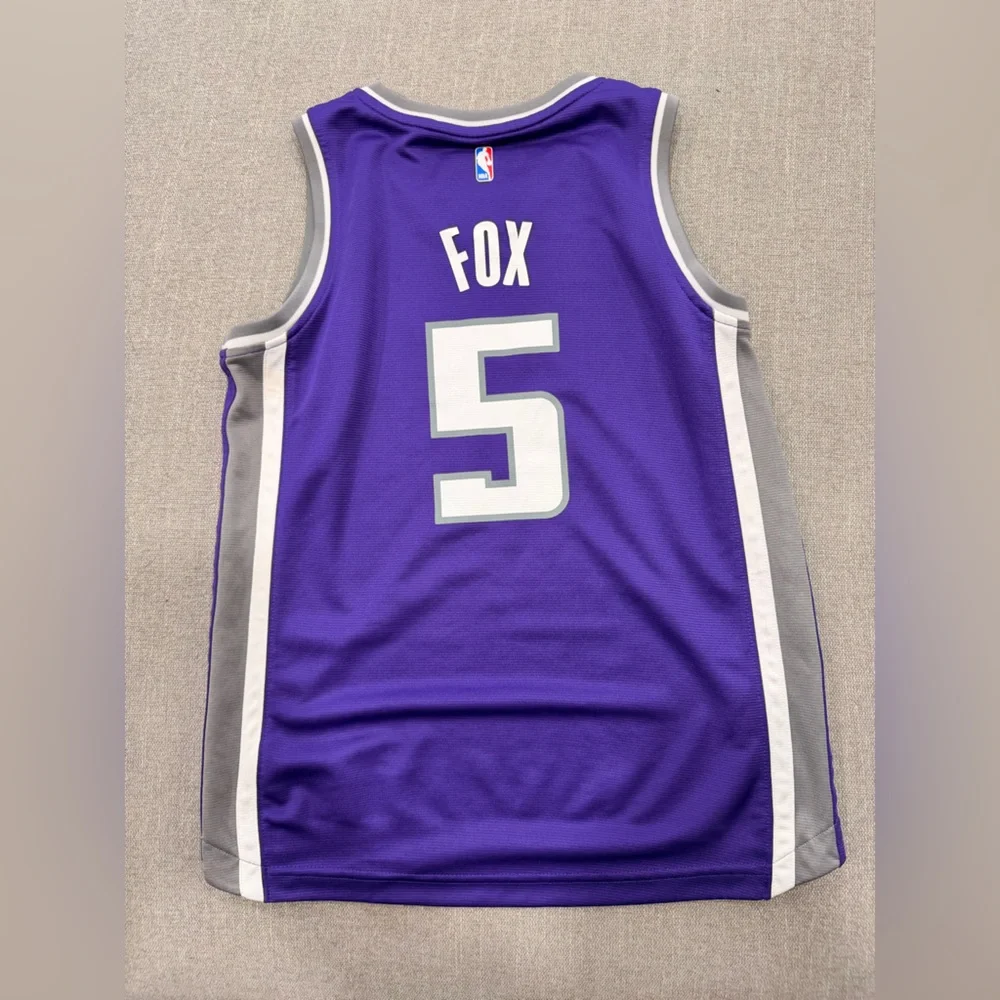 NBA Sacramento Kings De’Aaron Fox #5 Youth Medium Purple Fanatics‎ Jersey